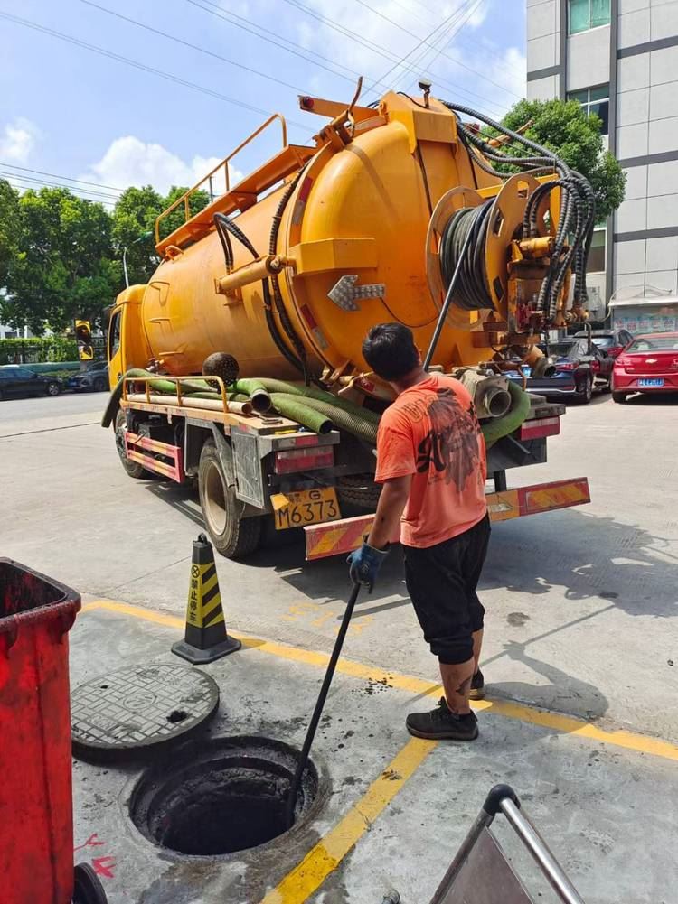 深圳管道疏通全方位服务:专业解决您的管道难题