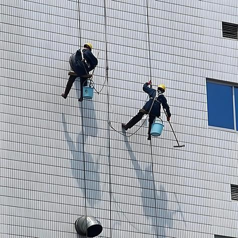 高空外墙清洗专业方案 安全高效守护建筑外立面整洁