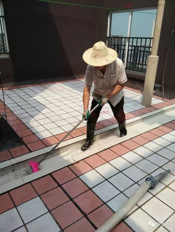 定点日常保洁托管服务,专业维护办公与园区环境卫生
