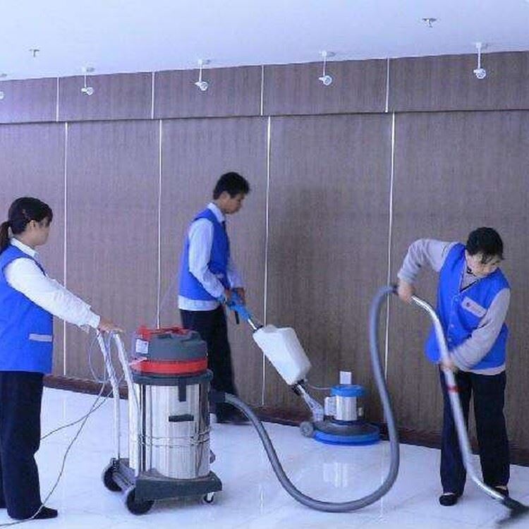 开荒保洁公司,室内保洁,外墙清洗,高空作业